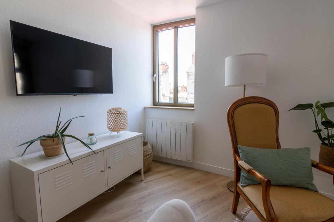 Appartement Duplex Saumur Centre, Refait A Neuf, A Proximite Du Chateau Exterior photo